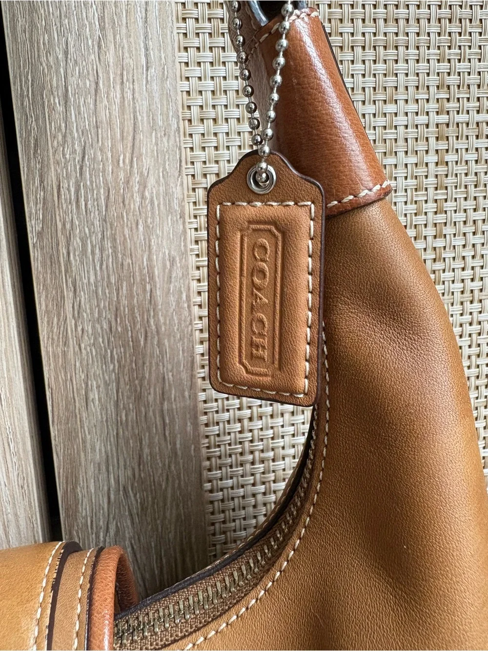 COACH Hampton Soho Hobo Tan Leather Buckle Flap Y2K Shoulder Bag Handbag *READ*